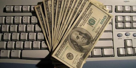 Жители России считают, что среднее образование позволяет хорошо зарабатывать.